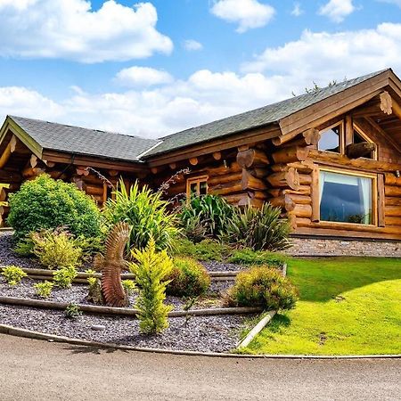 The Log Cabins At The Vu Bathgate Buitenkant foto
