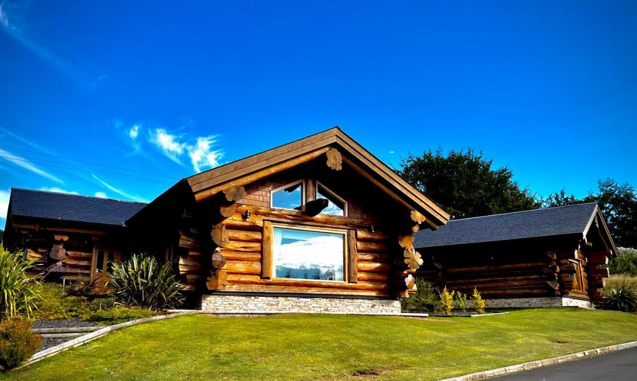 The Log Cabins At The Vu Bathgate Buitenkant foto